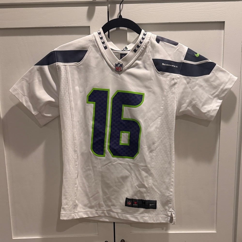 NFL Youth M/ Tyler Lockett Seahawks jersey